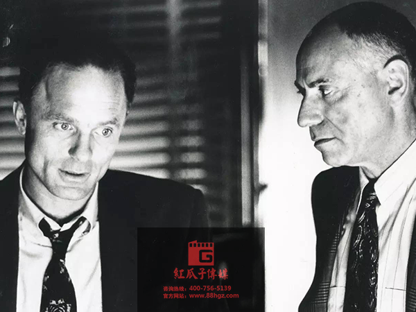做好導(dǎo)演功課！跟著大衛(wèi)·馬梅學(xué)宣傳片制作