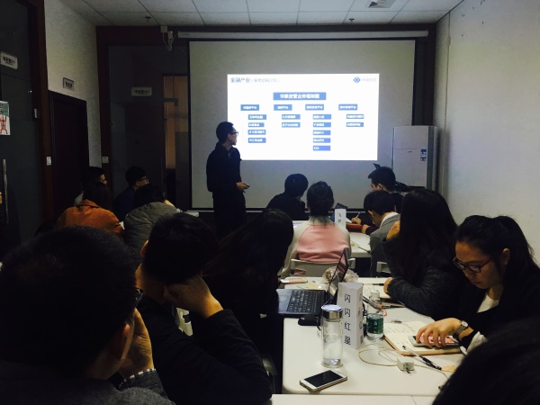 特朗普宣誓就任美國總統(tǒng)，工作已經開始，你做企業(yè)宣傳片了嗎？