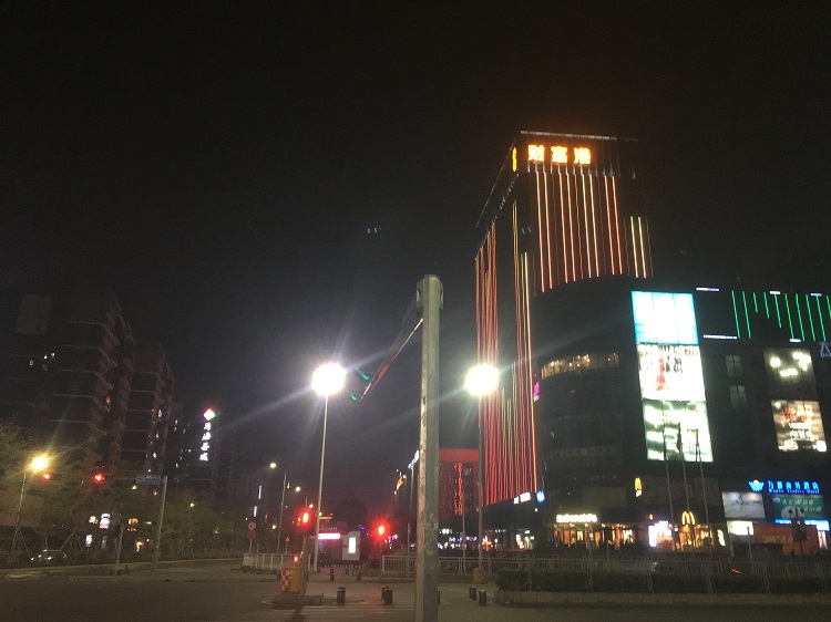 跟著馬總集五福，不如跟著楊總拍個企業(yè)宣傳片